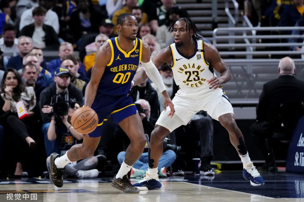 共同书写足 共同书写足